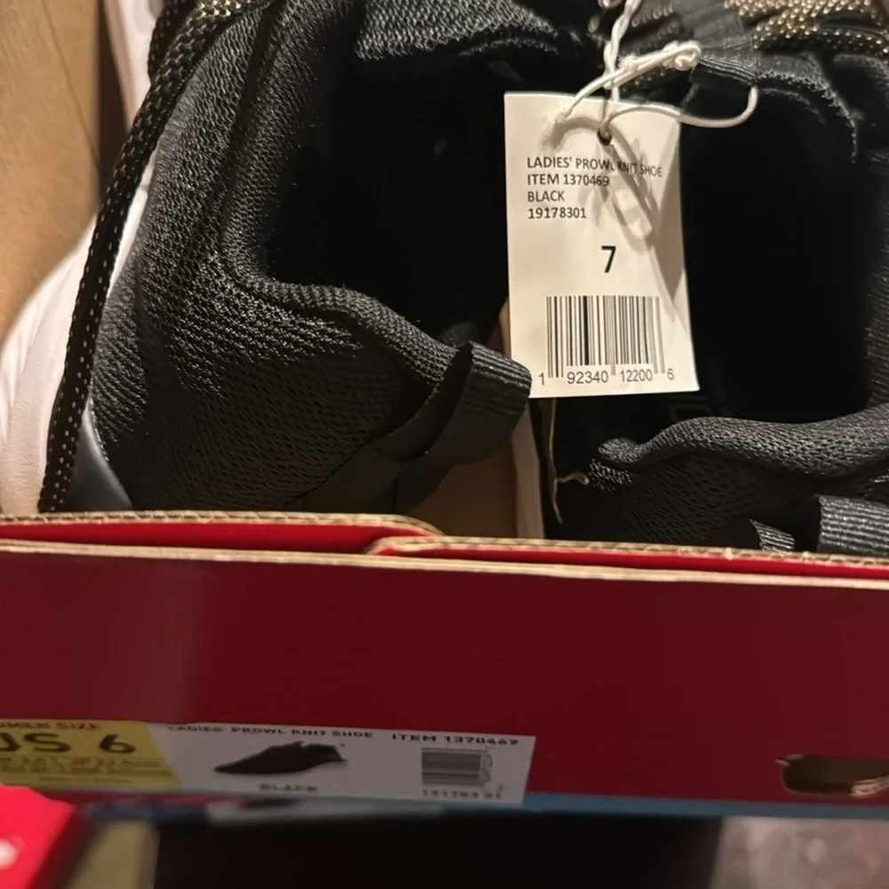 PUMA Ladies' Prowl Knit Sneakers Black 7 - Picture 10 of 10